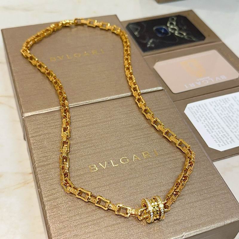 Bvlgari necklace 11yxx35